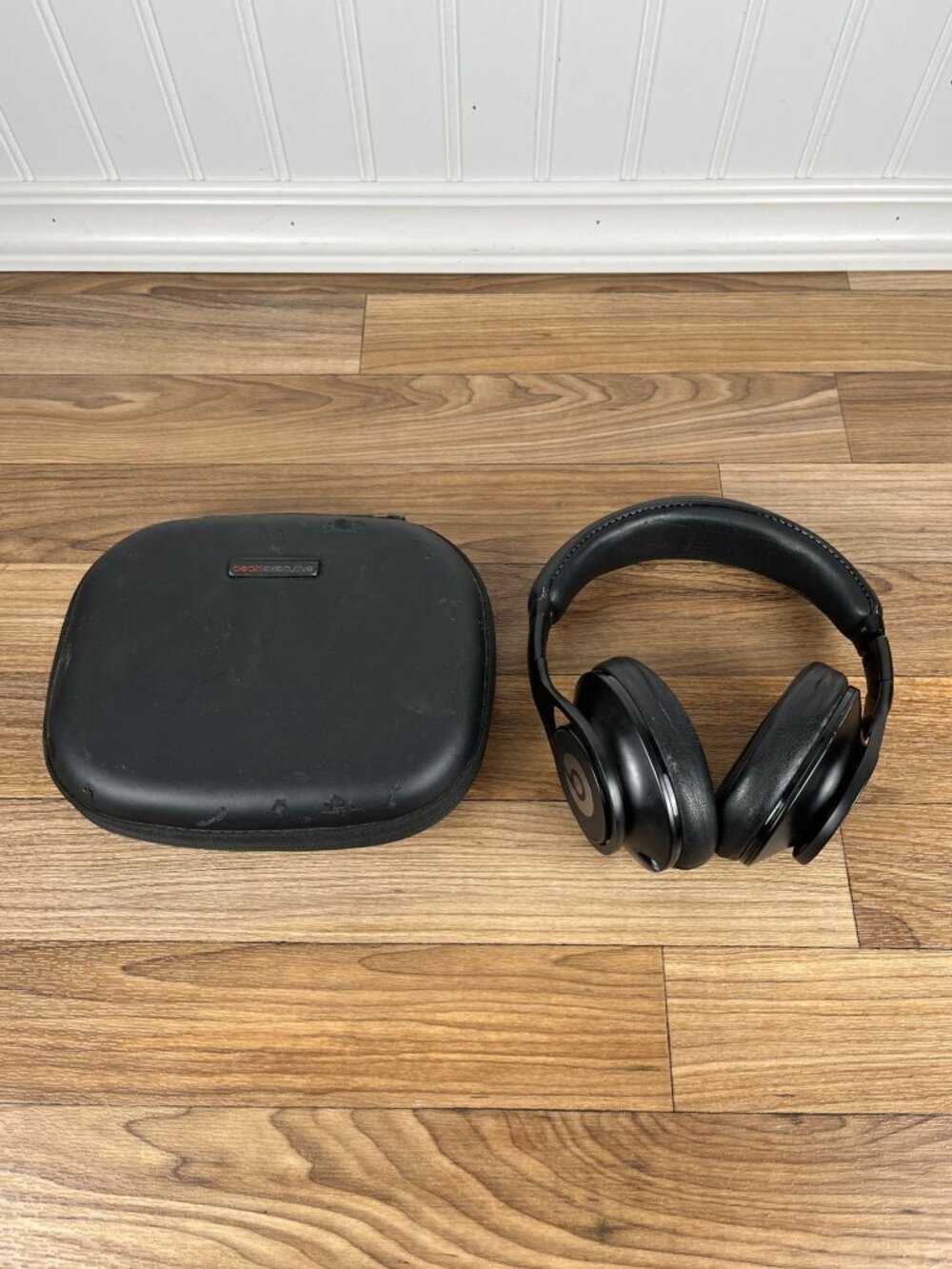 Beats Executive Headphones With Original Case( No Wire)